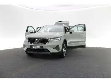 VOLVO XC40 T4 Core PDC FACEL. LED SHZ KAMERA STANDHZ