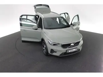 VOLVO XC40 T4 Core PDC FACEL. LED SHZ KAMERA STANDHZ