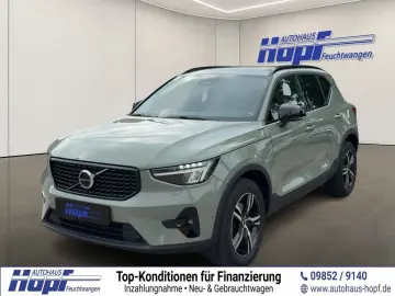 VOLVO XC40 B3 2WD Plus Dark   Memory  360 Grad