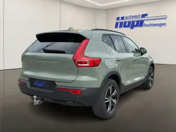 VOLVO XC40 B3 2WD Plus Dark   Memory  360 Grad