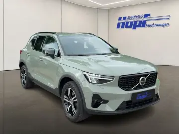 VOLVO XC40 B3 2WD Plus Dark   Memory  360 Grad