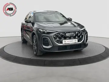 AUDI Q5 2.0 TDI QUATTRO S-LINE