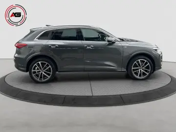 AUDI Q5 2.0 TDI QUATTRO S-LINE