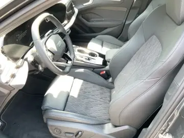 AUDI A6 Limousine e-hybrid  220 kW S tronic quattro e
