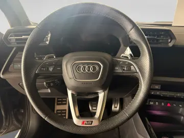 AUDI RS 3 2.5 TFSI Keramik-290 Km h-Leder-Pano