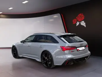 AUDI RS6 Avant 4.0 V8 TFSI AHK Pano 360  B&O Standhei