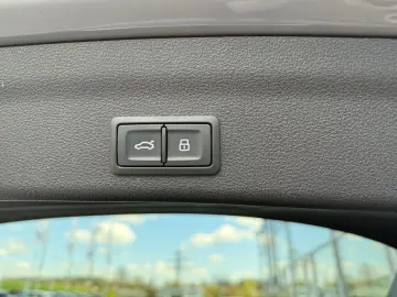 AUDI RS6 Avant 4.0 V8 TFSI AHK Pano 360  B&O Standhei