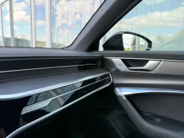 AUDI RS6 Avant 4.0 V8 TFSI AHK Pano 360  B&O Standhei