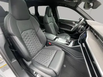 AUDI RS 6 Avant 4.0 TFSI qu. Laser B&O Pano 360