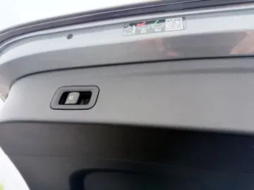 MERCEDES-BENZ GLE 63 AMG 4MATIC   PANO LED ACC BURM
