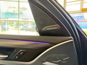 BMW X4 xDr20d MSpo 360 H&K Laser Keyless DrAsProfessional
