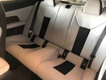 BMW M4 Competition Coupé H K Carbon