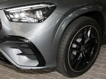 MERCEDES-BENZ GLE 300 d 4M AMG Night Pano 360  LED