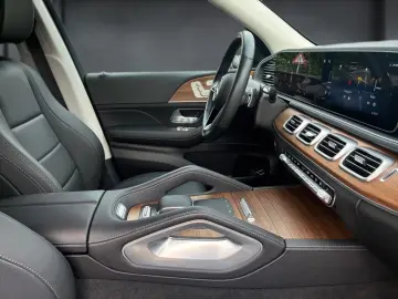MERCEDES-BENZ GLE 350 de 4M EQ AMG AHK 21'&apos…