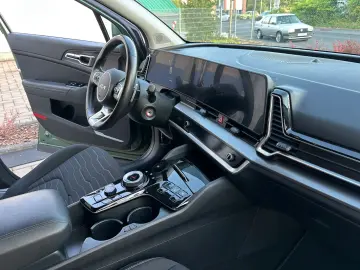 KIA Sportage 1.6 T-GDI Plug-in Hybrid 4WD Spirit