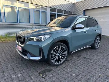 BMW X1 xDrive23d xLine  Pano  M Sport Lenkrad