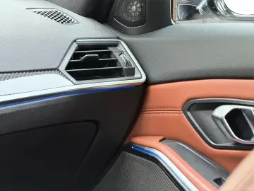 BMW M3 xDrive Competition  CARBON TARTUFO M DRIVERS