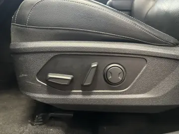 KIA Sportage Spirit 4WD ACC Harman K SHZ BLÜ 360 LED