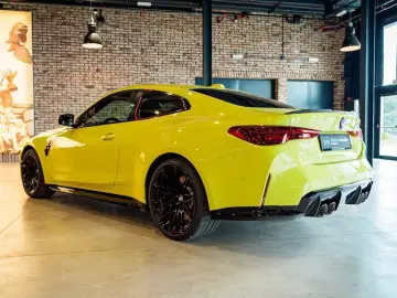 BMW M4 Competition xDrive Innovation