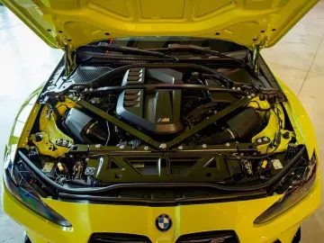 BMW M4 Competition xDrive Innovation