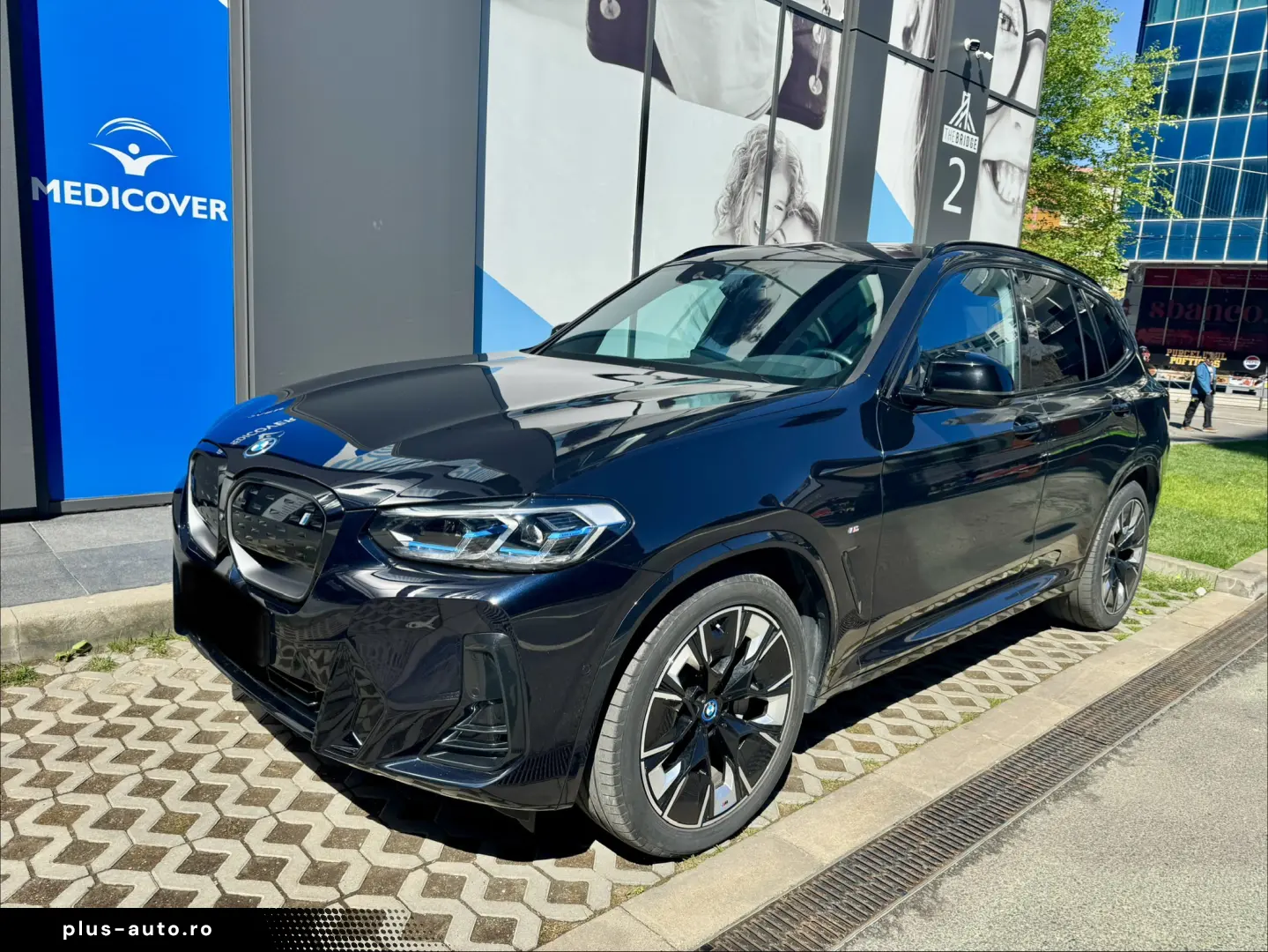 BMW iX3