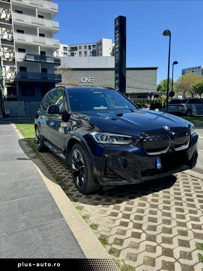 BMW iX3