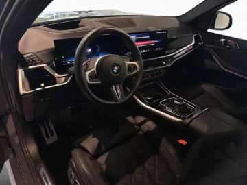 BMW X5 M60i M PRO DAPr SKYLounge