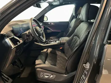 BMW X5 M60i M PRO DAPr SKYLounge