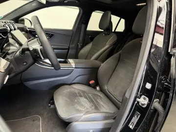 MERCEDES-BENZ GLC 220 d 4M AMG Coupe NIGHT PANO MEMO…
