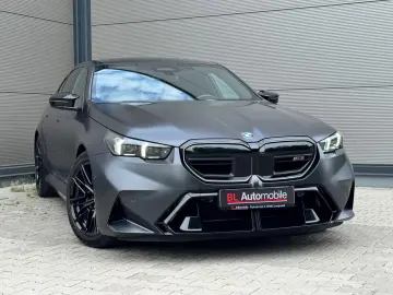BMW M5 lim INDIVIDUAL PANO