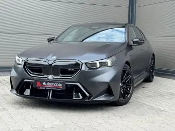 BMW M5 lim INDIVIDUAL PANO