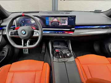 BMW M5 lim INDIVIDUAL PANO