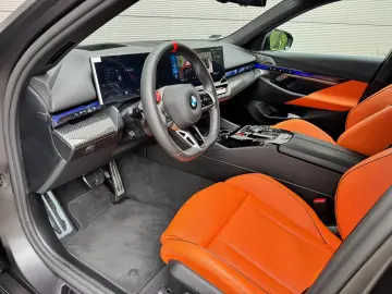 BMW M5 lim INDIVIDUAL PANO