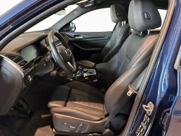 BMW X4 xDrive30d M Sport Pano AHK Laser H K HUD DrA