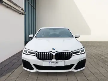 BMW 520 d xDrive. M Sport LED