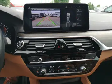 BMW 520 d xDrive. M Sport LED