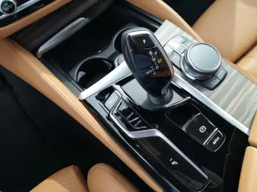 BMW 520 d xDrive. M Sport LED