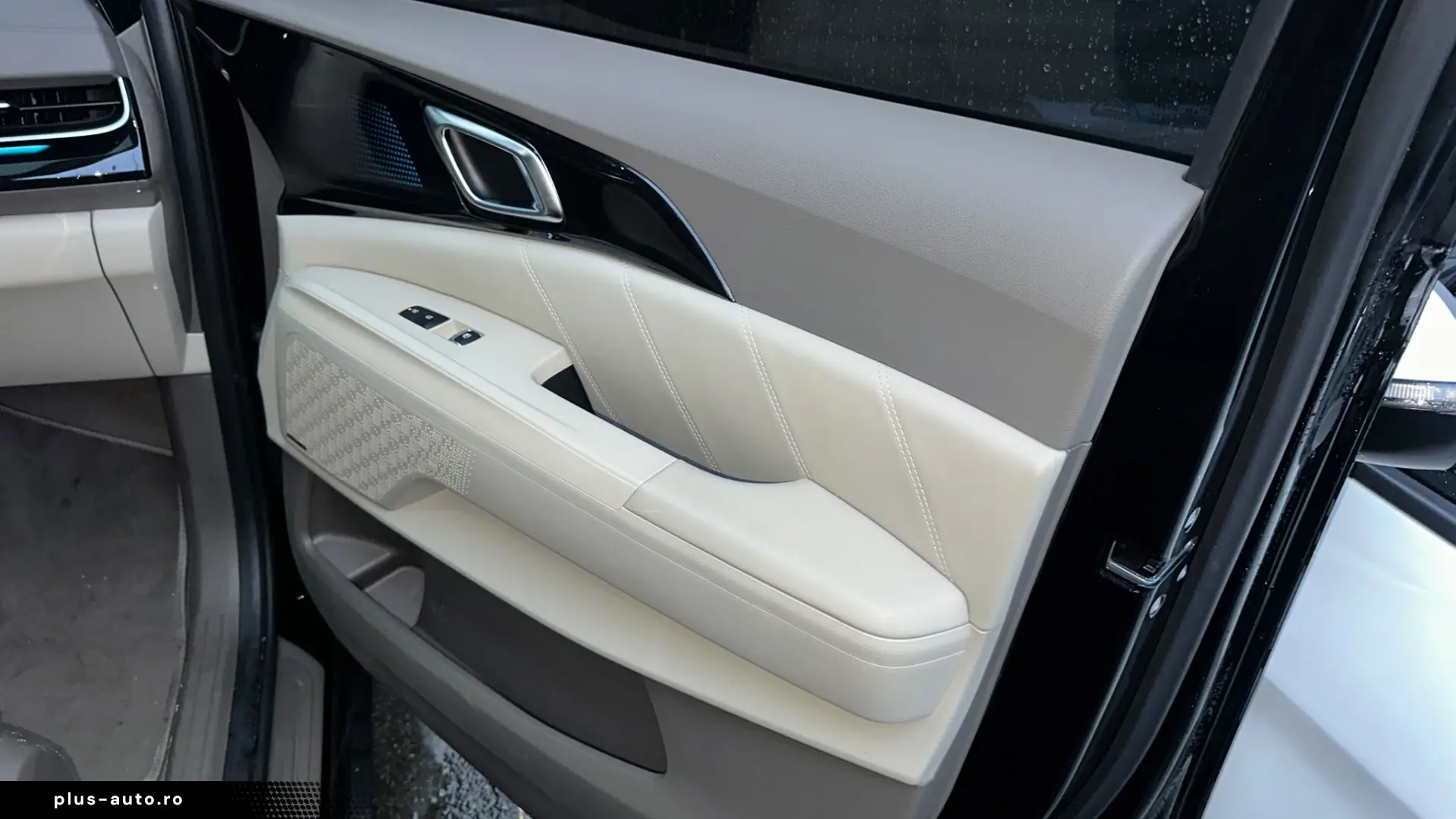 Kia Carnival Signature Garantie 36 luni Led 360 TVA