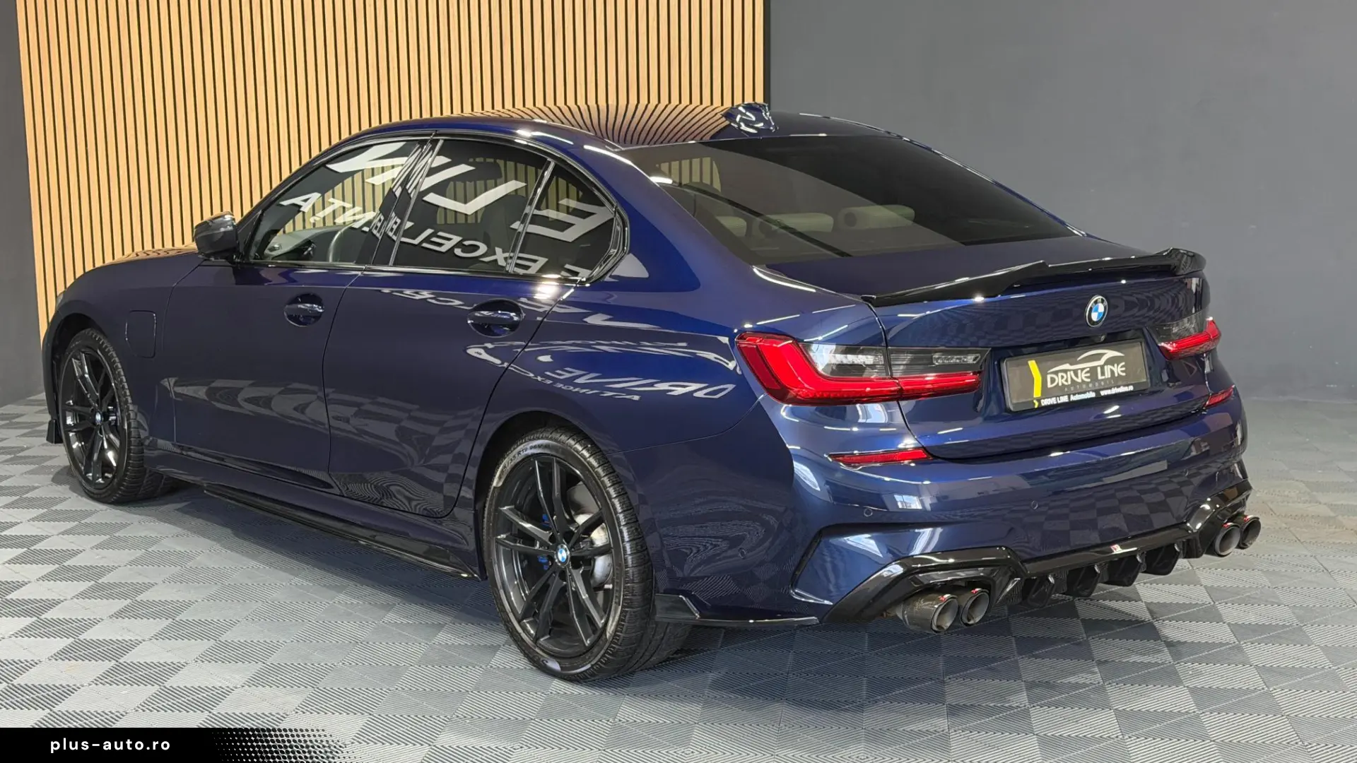 BMW 330e AT PHEV