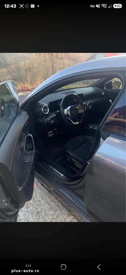 Mercedes-Benz CLA 220