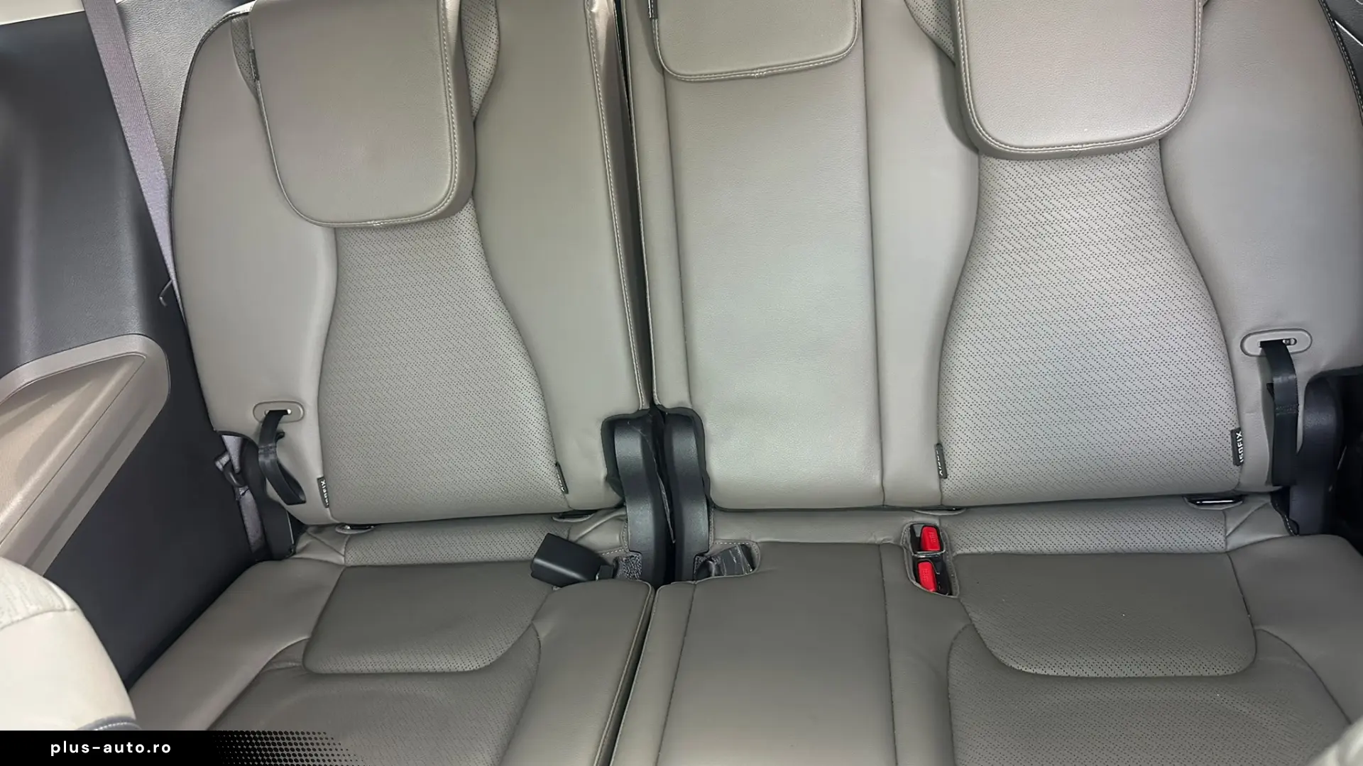 KIA Carnival Hybrid Noblesse Garantie 36 luni 360 Piele Tva