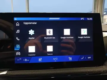 Renault Clio Techno Full Hybrid E-Tech 160