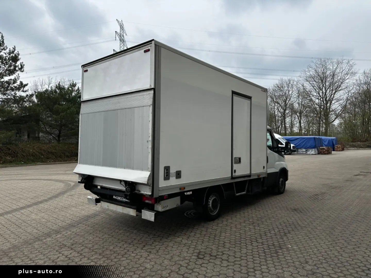 IVECO Daily 35S14 2.3D Koffer el.hydr.Ladebordwand