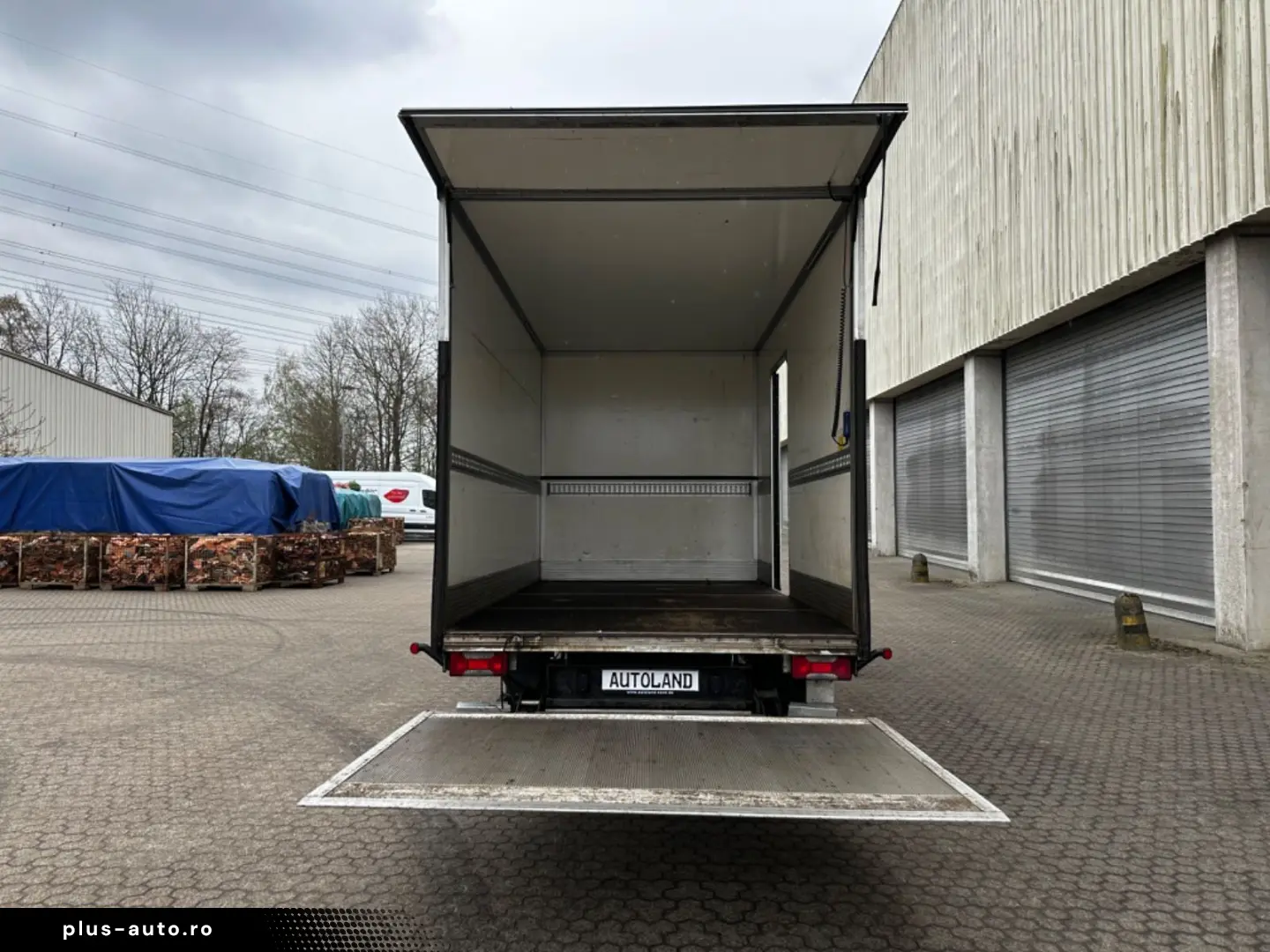 IVECO Daily 35S14 2.3D Koffer el.hydr.Ladebordwand