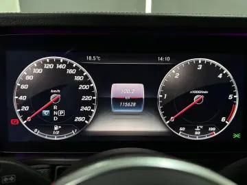 MERCEDES-BENZ G 400 d 9G AMG 20 OLIVE MAGNO NIGHT MA…