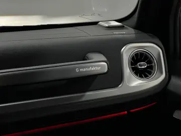 MERCEDES-BENZ G 400 d 9G AMG 20 OLIVE MAGNO NIGHT MA…
