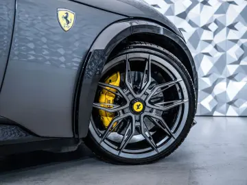 FERRARI Purosangue NOVITEC ESTESO  Carbon  Lift  Pano