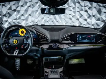FERRARI Purosangue NOVITEC ESTESO  Carbon  Lift  Pano