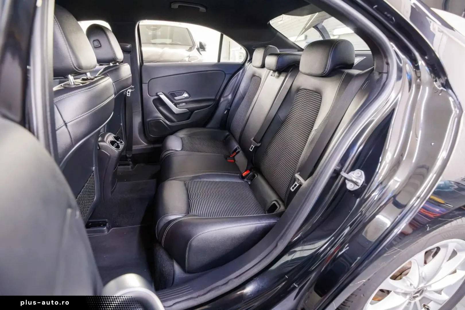 Mercedes-Benz A-180