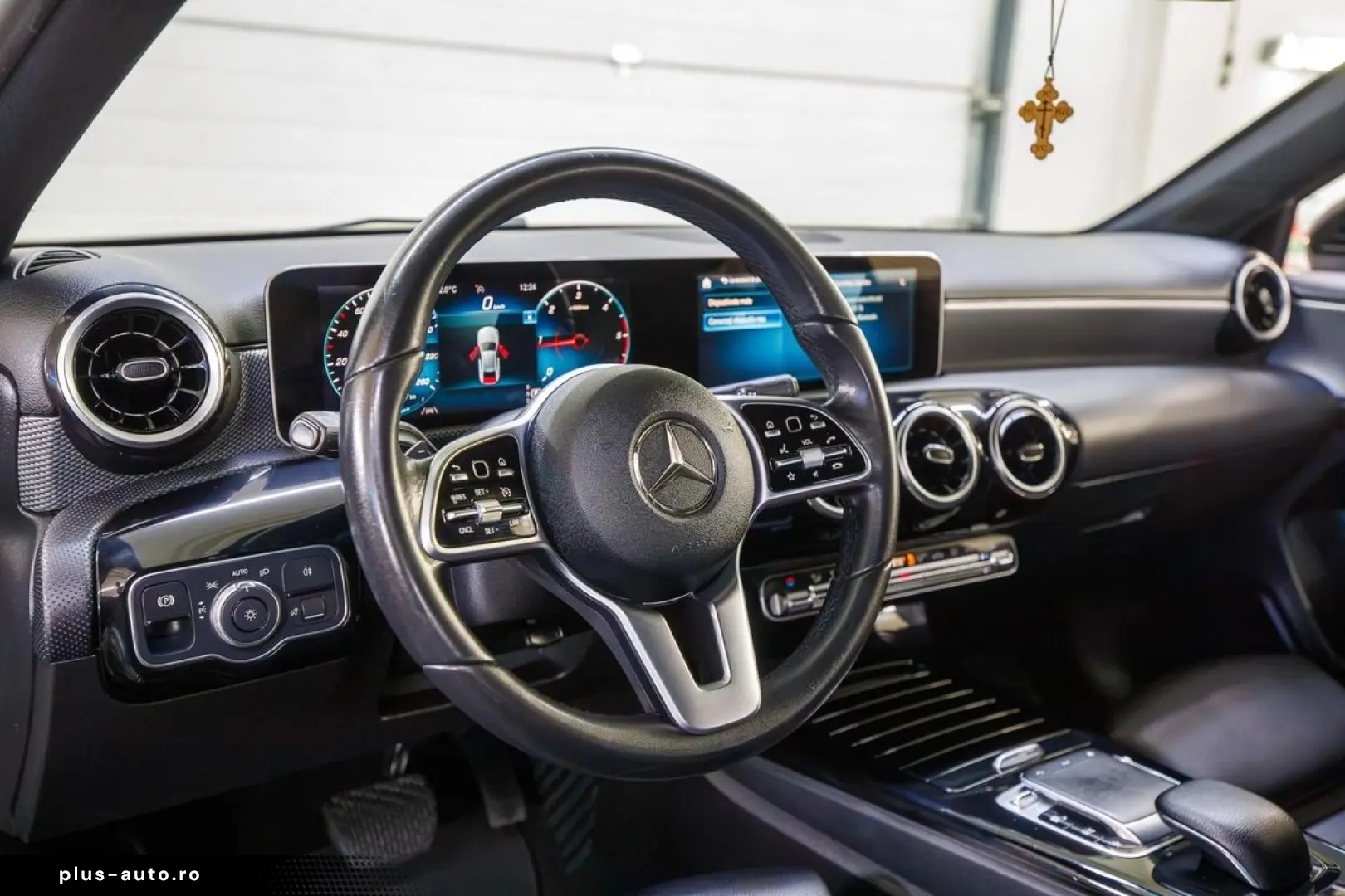 Mercedes-Benz A-180